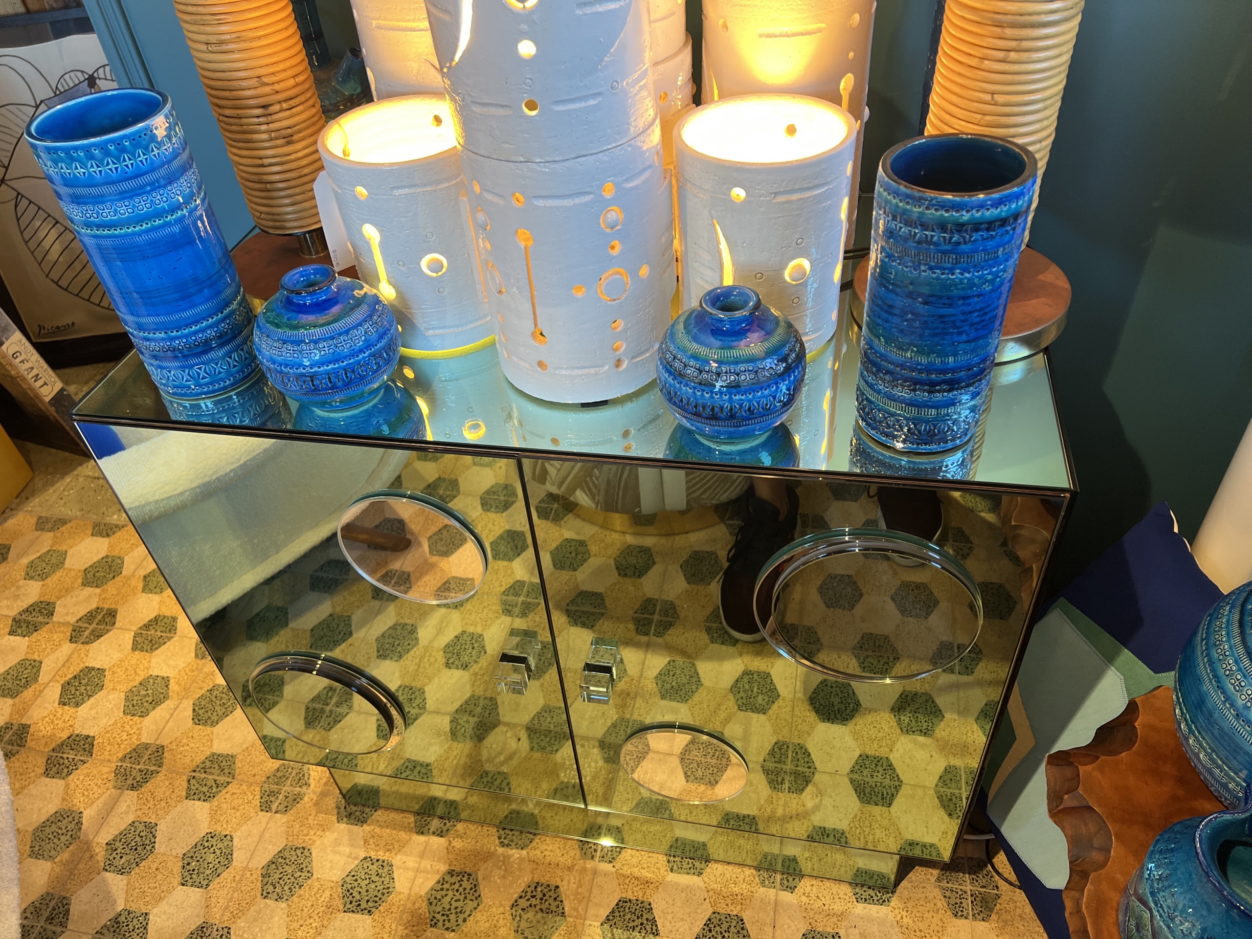 glass of murano chest of drawers⎮glass of murano furniture⎮lacquered murano glass ⎮handmade in Italy⎮handmade murano glass chest of drawers